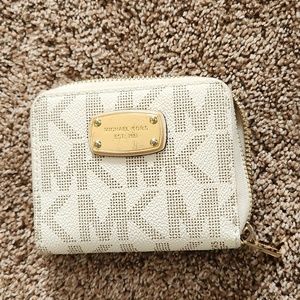 Michael kors wallet